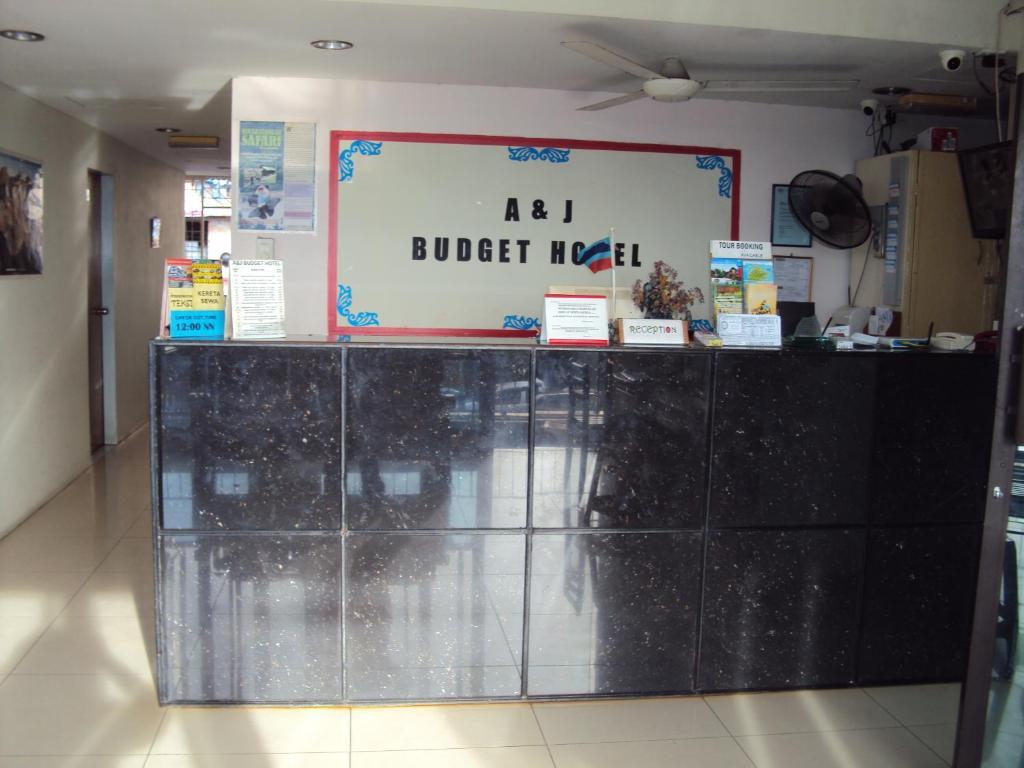 A&J Budget Hotel Kota Kinabalu Eksteriør billede